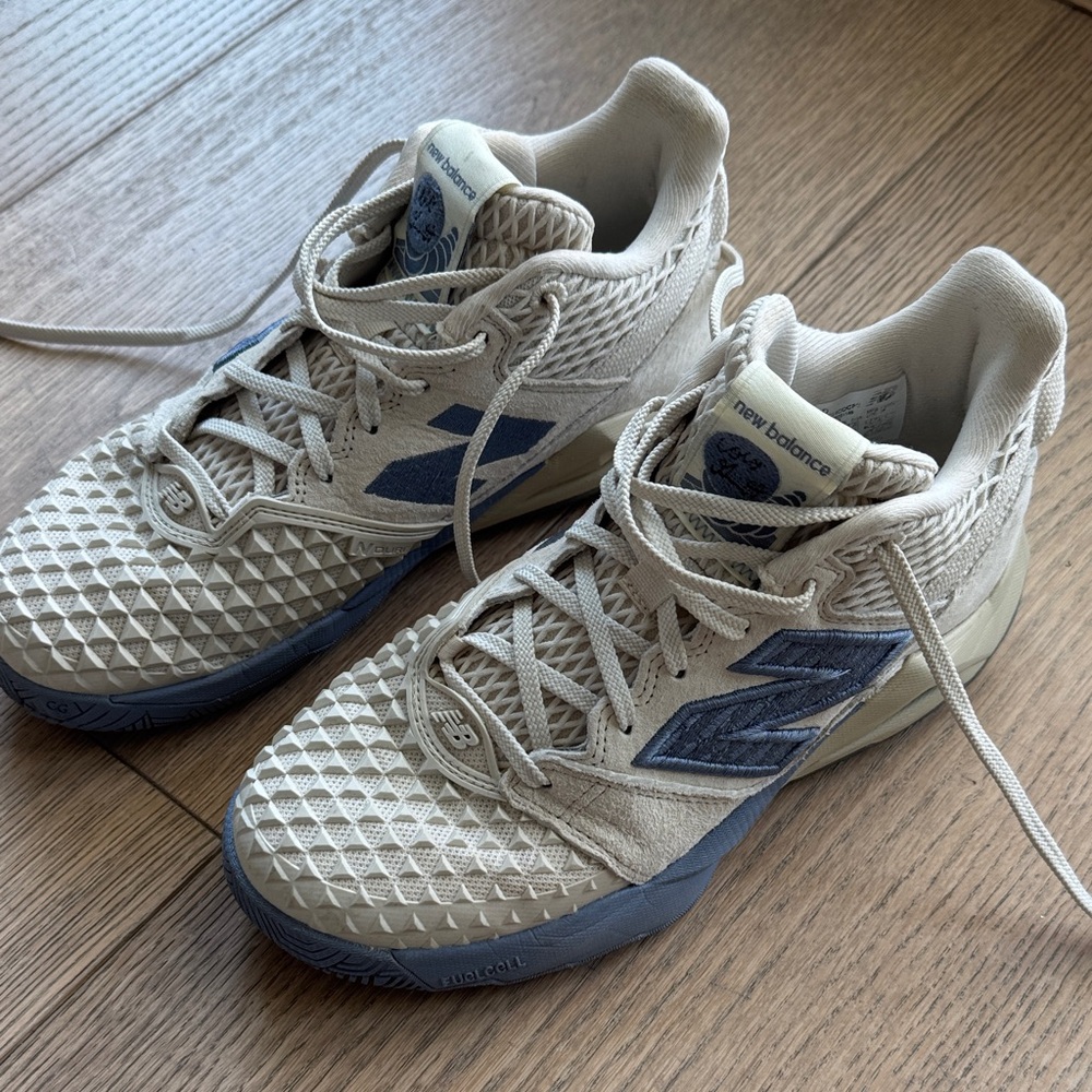 New Balance Coco GauffCream and Navy Athletic Shoes size 7.5w